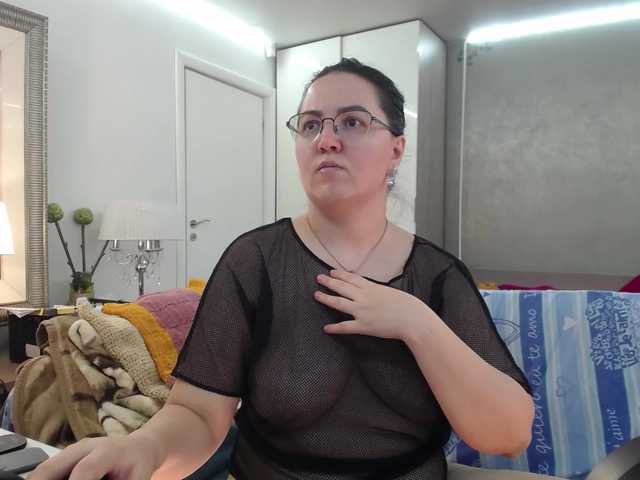 ILoveToFeelU live cam on BongaCams