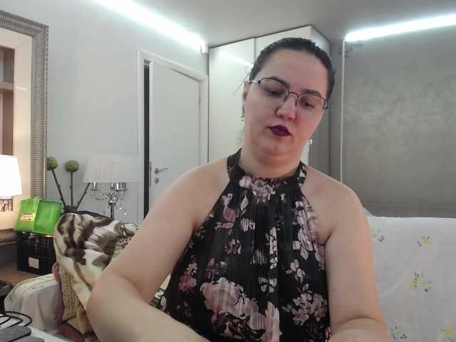ILoveToFeelU live cam on BongaCams