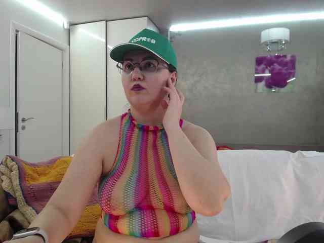 ILoveToFeelU webcam
