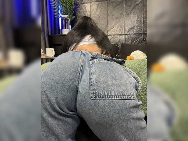 cool-party live cam preview