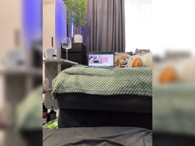 go to chat with MagicMelody