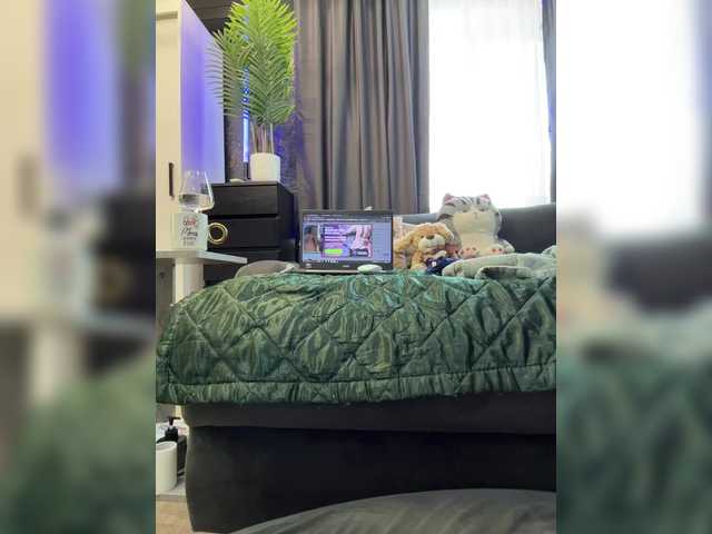 go to chat with MagicMelody
