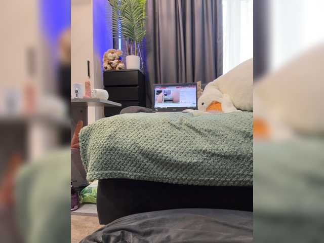 go to chat with MagicMelody