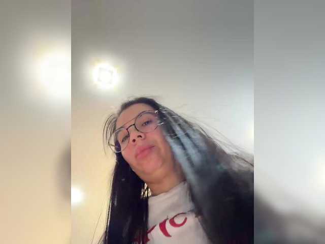 Vero19nika's BongaCams show and profile