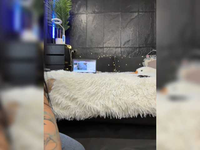 Vero19nika, en directo ahora en BongaCams