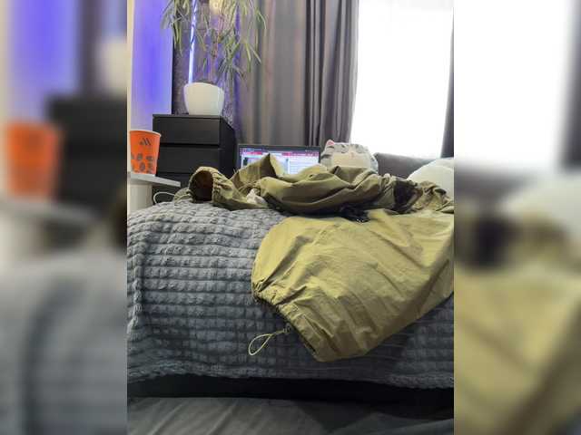 go to chat with MagicMelody