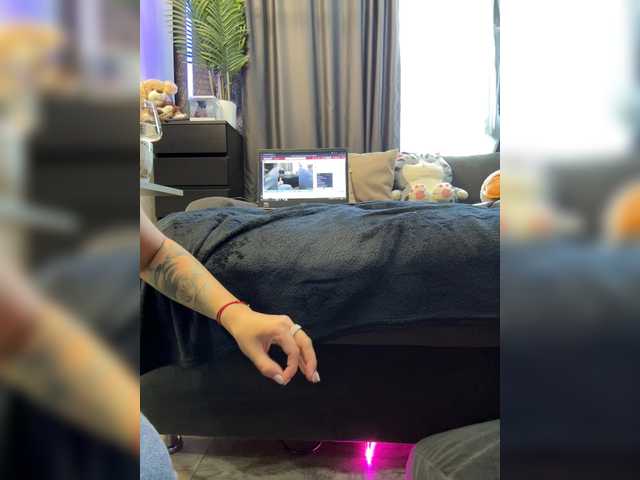 Vero19nika live cam on BongaCams