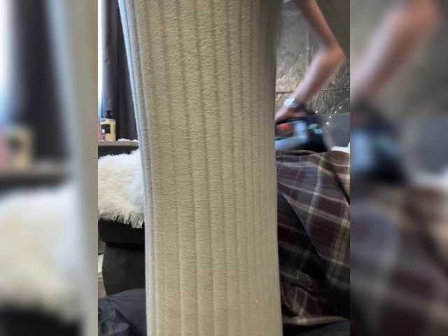 cool-party live cam preview