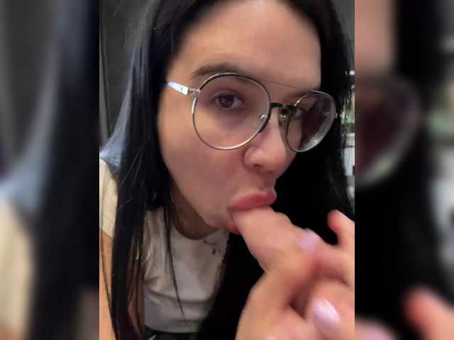 Vero19nika live cam on BongaCams