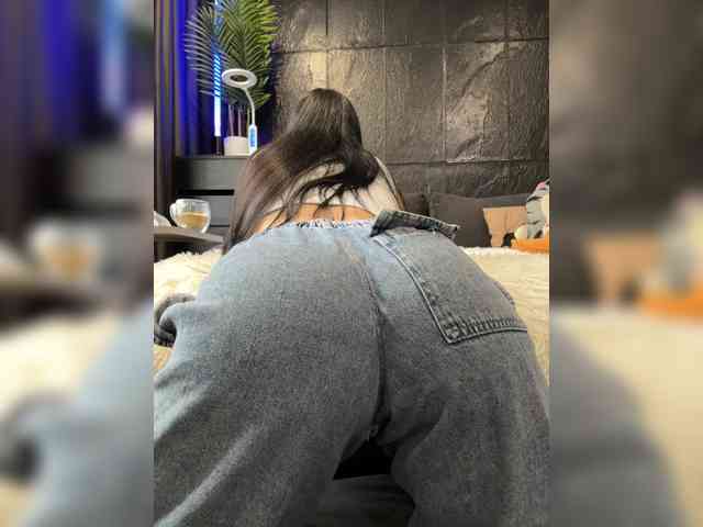 Vero19nika's webcam live show