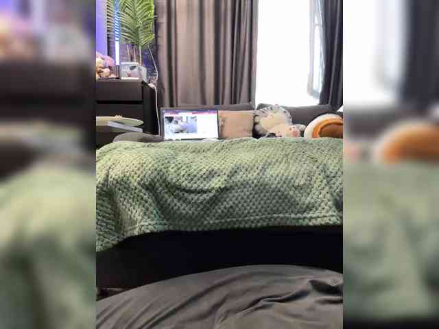 cool-party webcam
