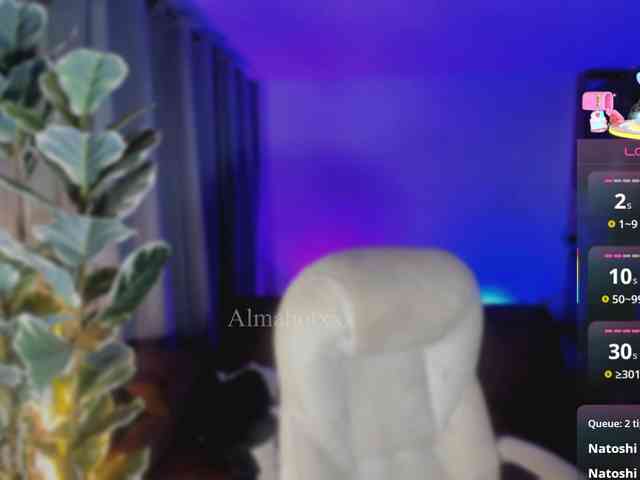 Almaahotxxx webcam
