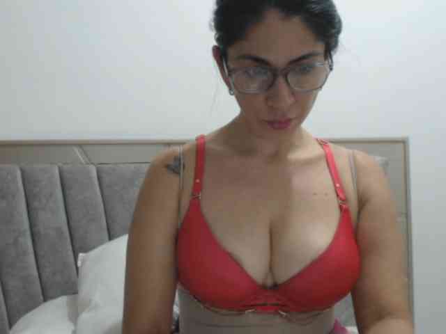 dayanahotxx
