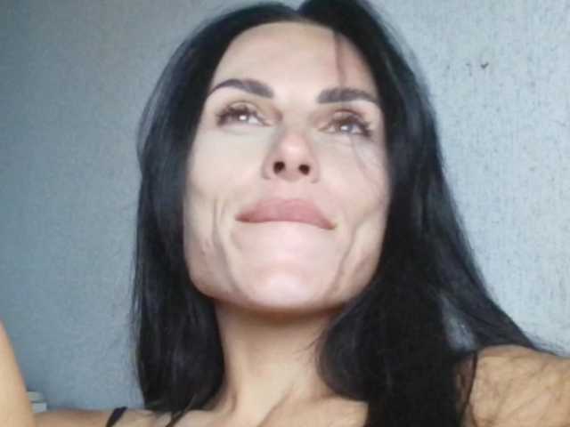 Gospozha-77 live cam on BongaCams