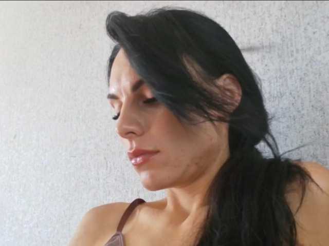 Gospozha-77 live cam on BongaCams