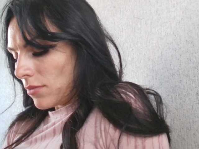 Gospozha-77 live cam on BongaCams