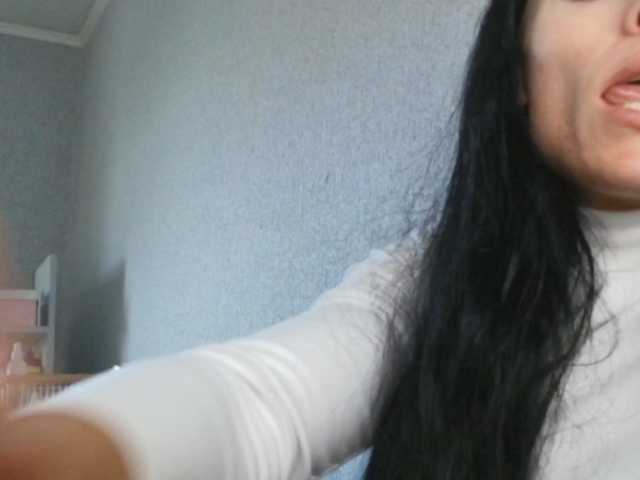 Gospozha-77 live cam on BongaCams