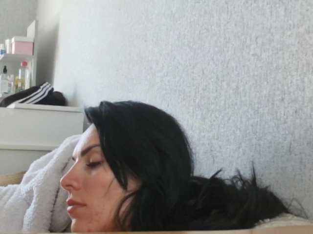 Gospozha-77 live cam on BongaCams