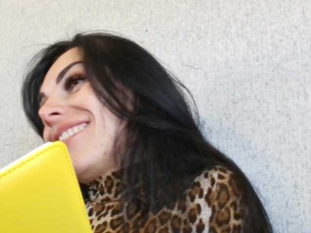 Gospozha-77's BongaCams show and profile