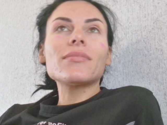 Gospozha-77 live cam on BongaCams