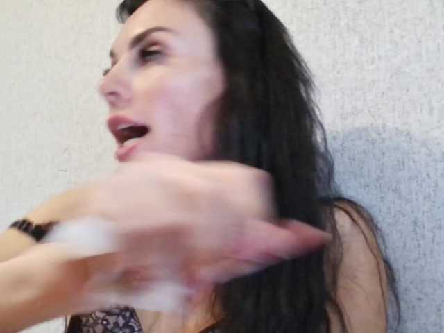 Gospozha-77's BongaCams show and profile