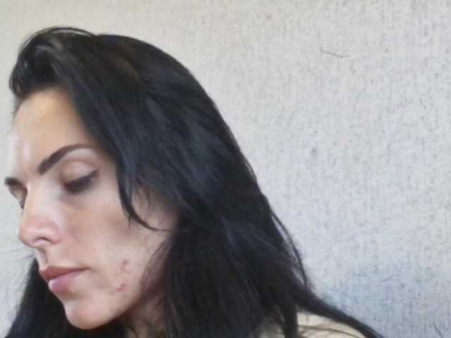 Gospozha-77 live cam on BongaCams