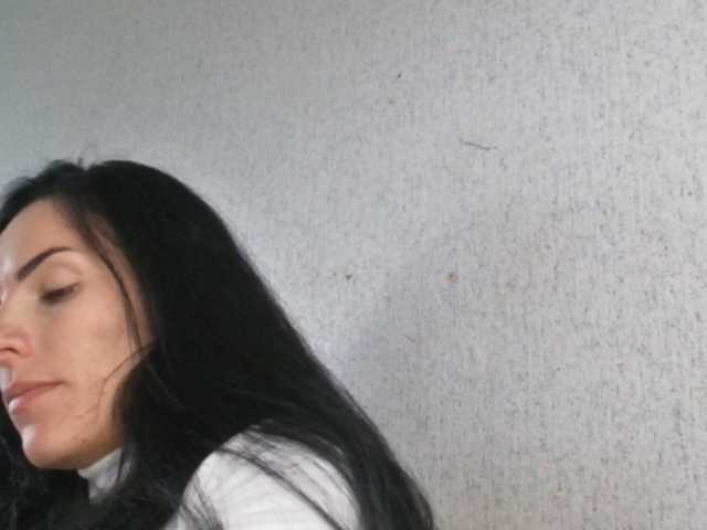 Gospozha-77 live cam on BongaCams