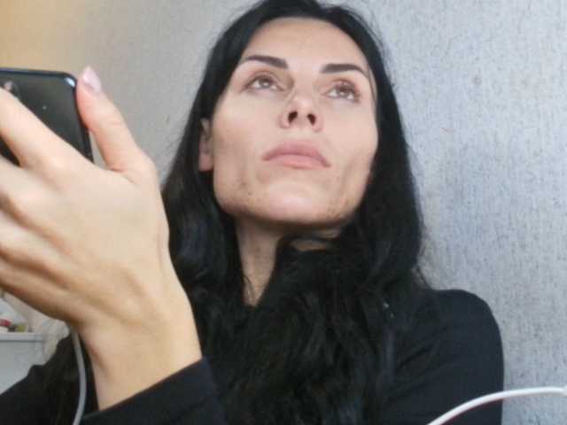 Gospozha-77 live cam on BongaCams