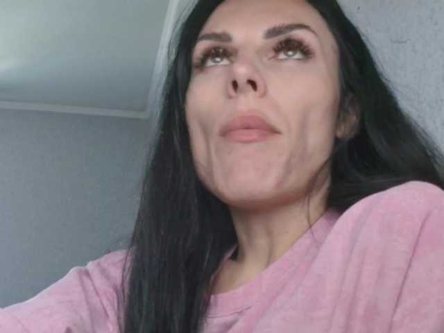 Gospozha-77 live cam on BongaCams
