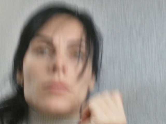 Gospozha-77 live cam on BongaCams