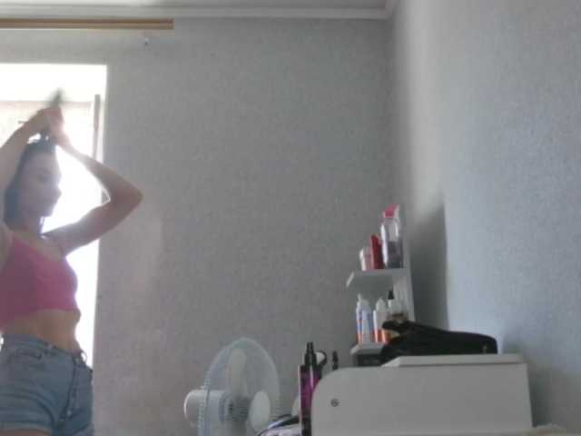 Gospozha-77 live cam on BongaCams
