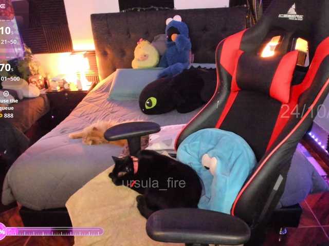 ursula-fire live cam on BongaCams