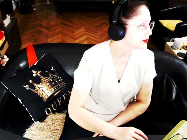 1imperatriza cam belle