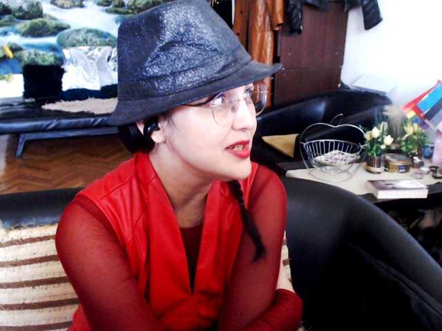 1imperatriza live cam on BongaCams