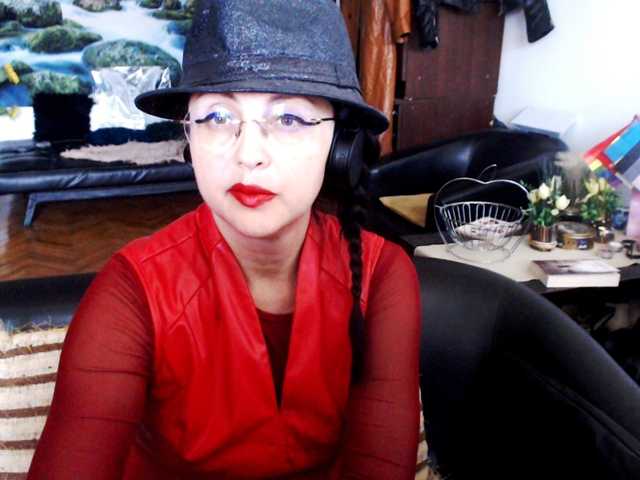 1imperatriza live cam on BongaCams