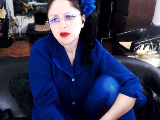 1imperatriza live cam on BongaCams