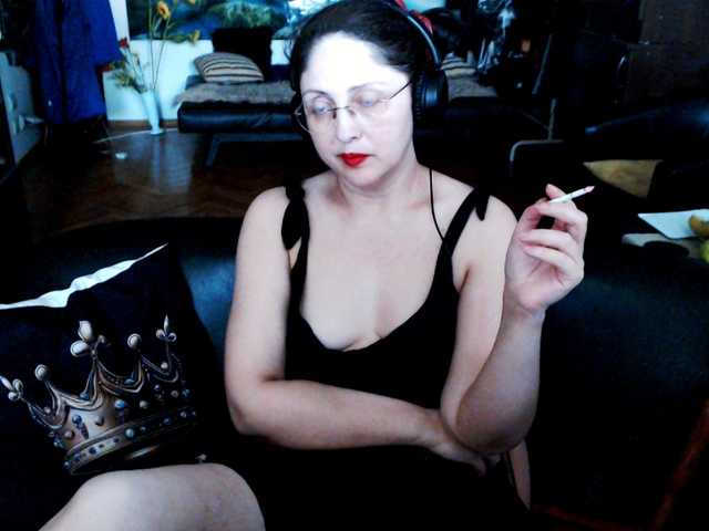 1imperatriza live cam on BongaCams