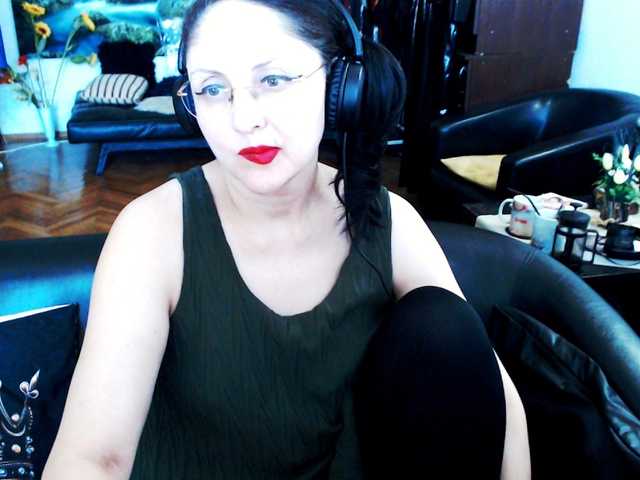 1imperatriza cam belle