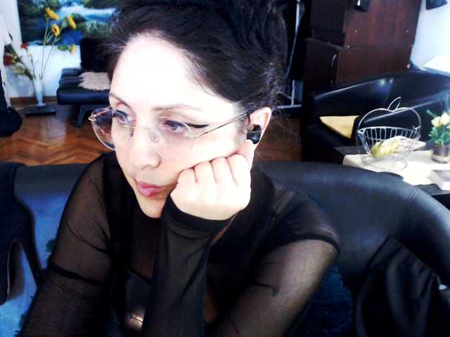 1imperatriza, en directo ahora en BongaCams