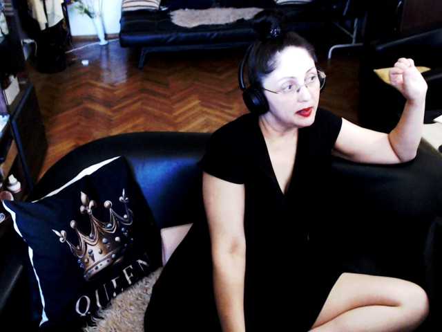 1imperatriza live cam on BongaCams