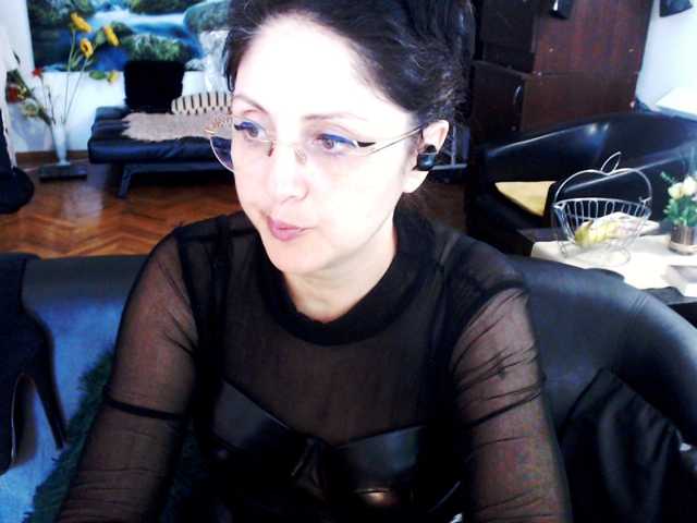 1imperatriza, live now on BongaCams