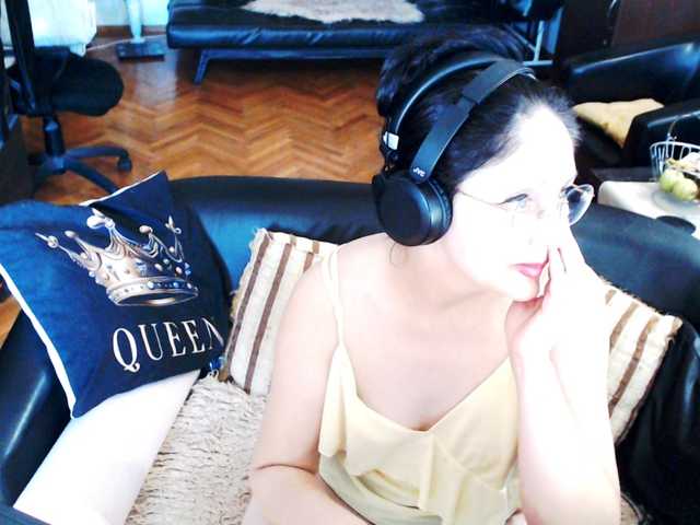 1imperatriza live cam on BongaCams