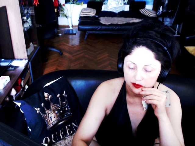 1imperatriza live cam on BongaCams