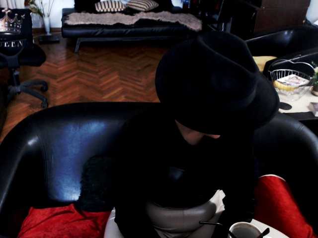 1imperatriza live cam on BongaCams