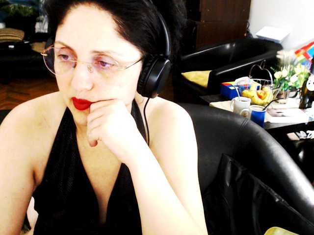 1imperatriza live cam on BongaCams