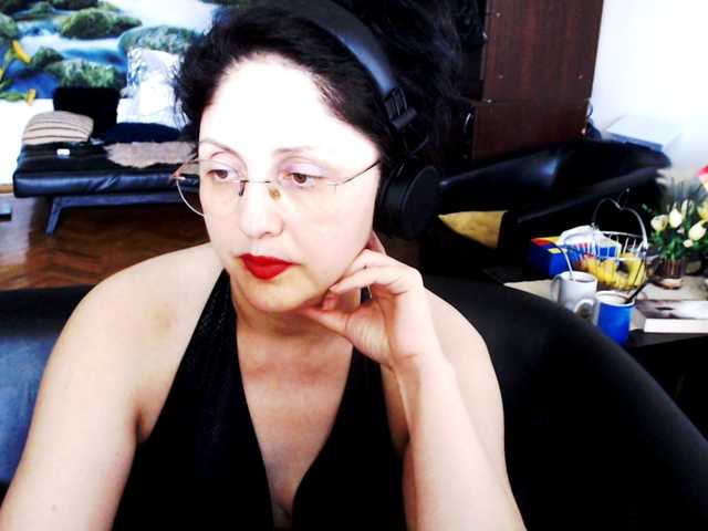1imperatriza live cam on BongaCams