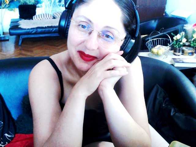 1imperatriza live cam on BongaCams