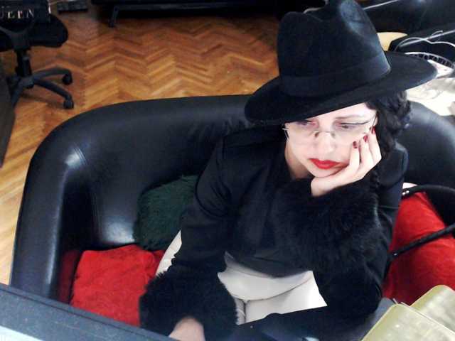 1imperatriza live cam on BongaCams