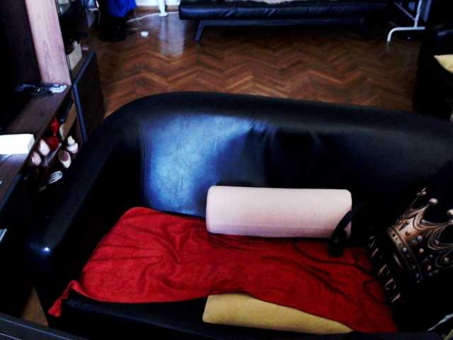 1imperatriza live cam on BongaCams