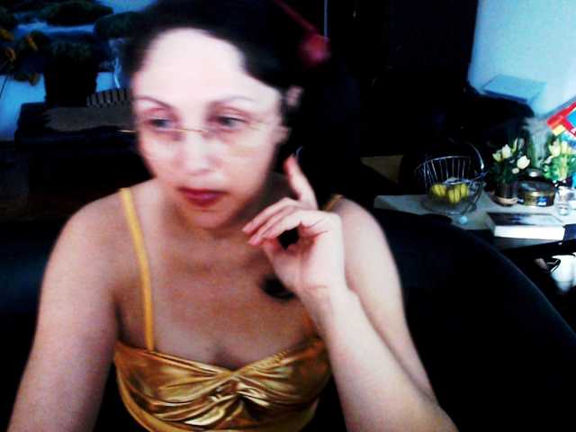 1imperatriza live cam on BongaCams